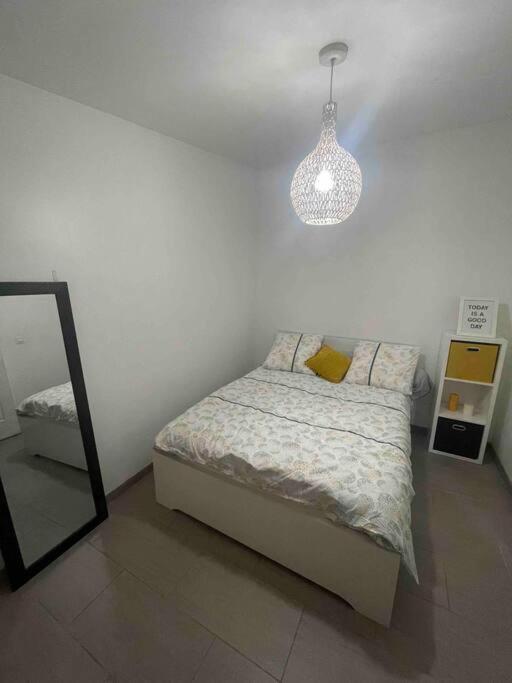 Apartamento Appart T2 Proche Aeroport Roissy Tremblay-en-France Exterior foto